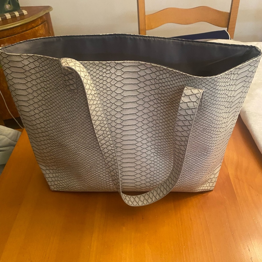 Bloomingdale's Textured Lizard Faux Python Snakes… - image 3